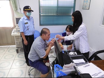 Self-healthcare promotion for inmates