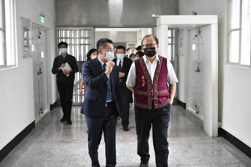本監典獄長與人總處蘇處長