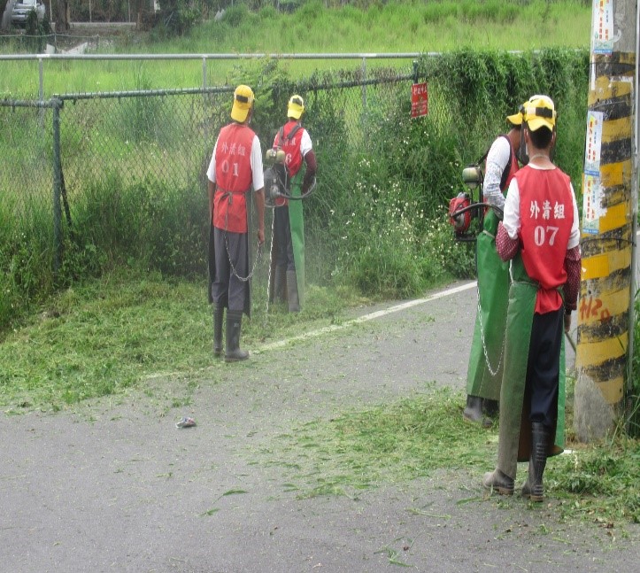 4/10/2024 Our staff initiated cleaning up and sanitizing the environment in the nearby community