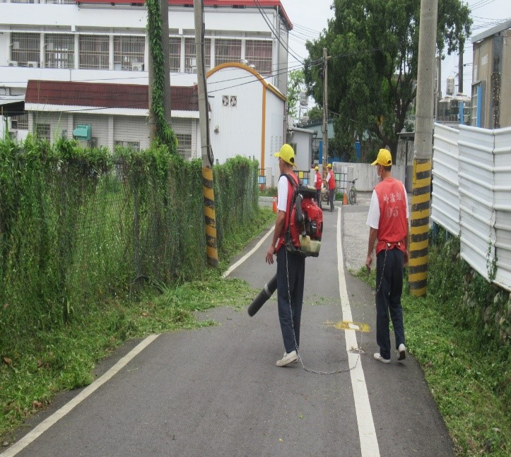 4/10/20243 Our staff initiated cleaning up sanitizing the environment in the nearby community
