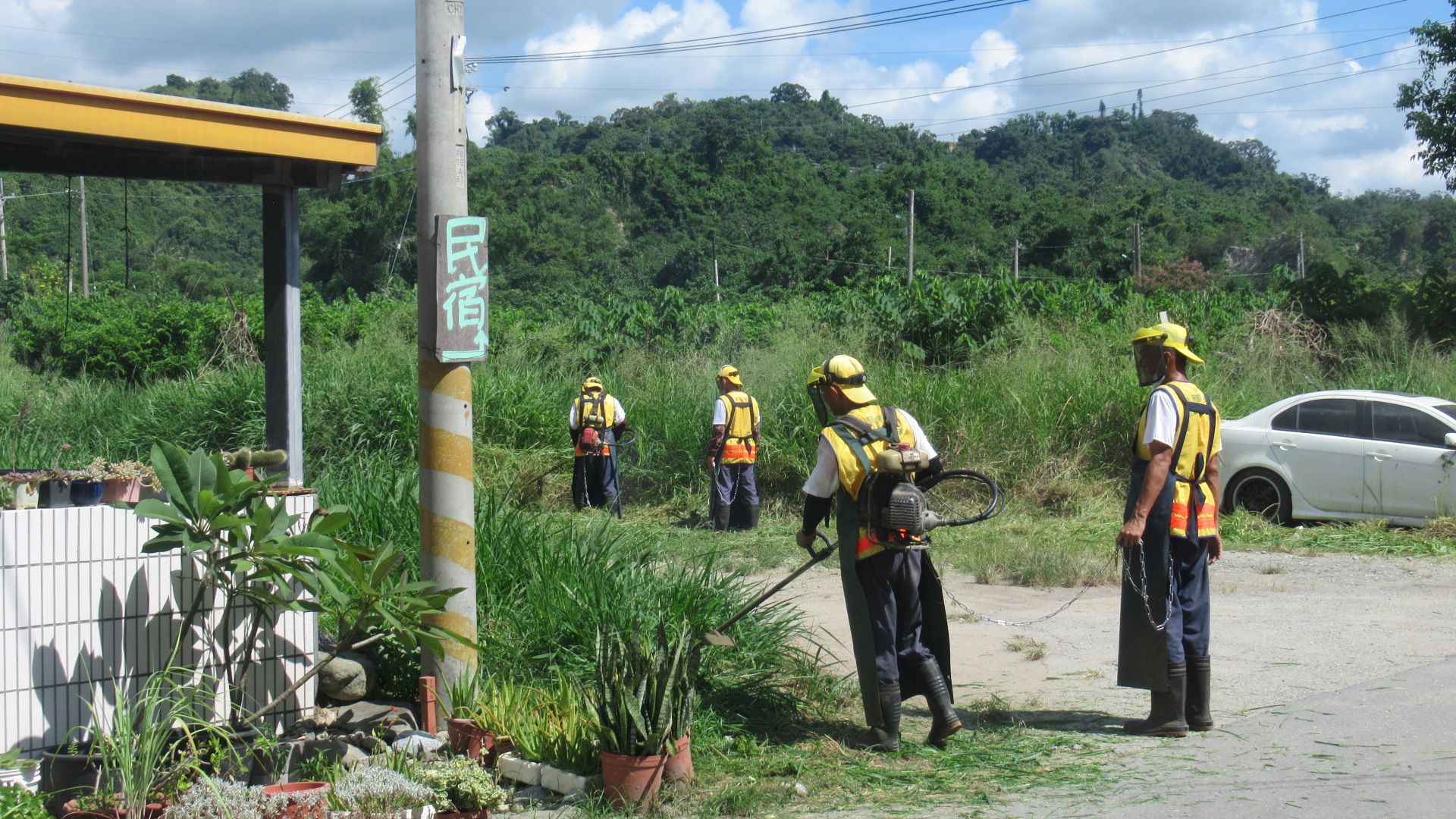 Our team helped clean roads, and maintain the hygiene of the village and neighborhood environment