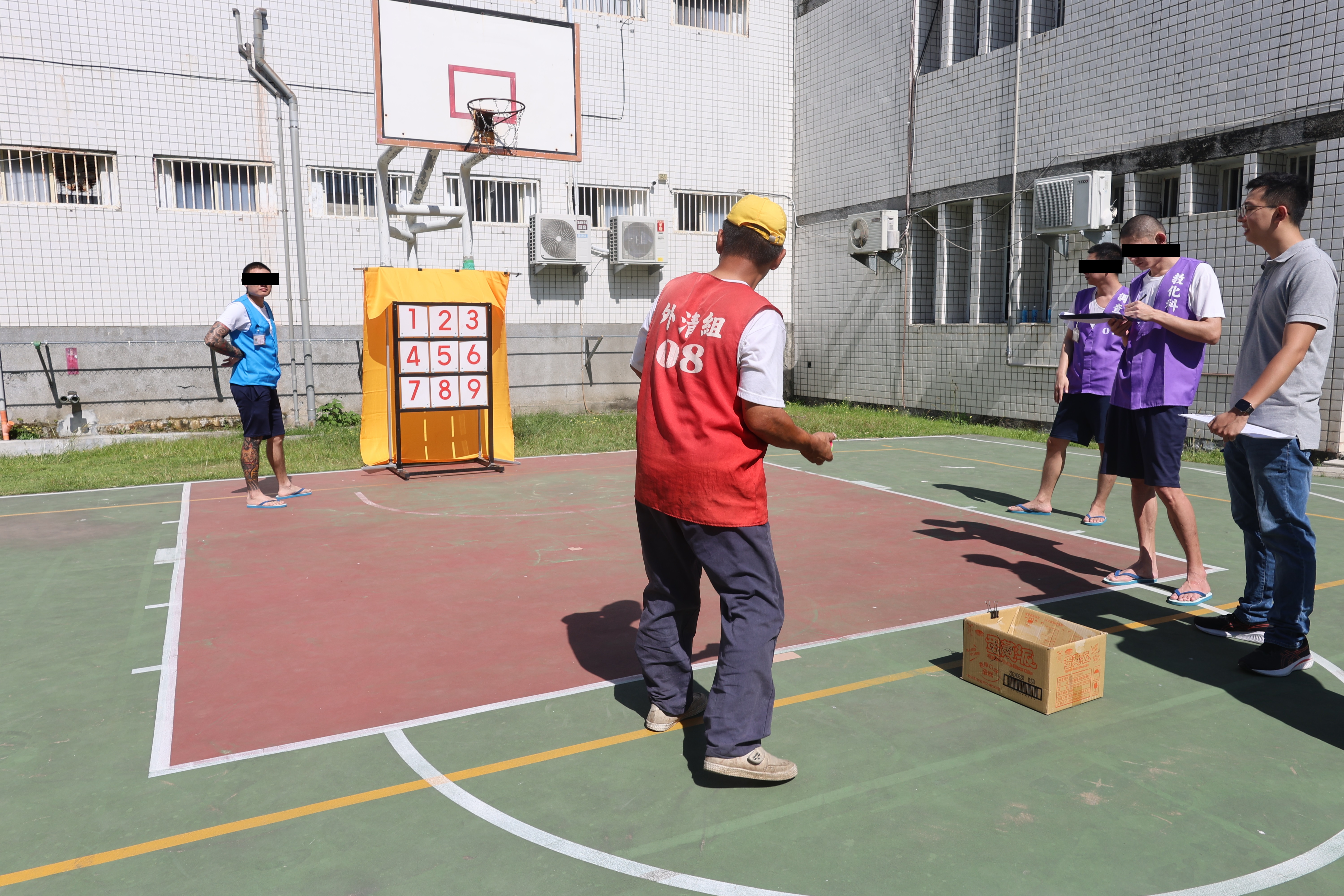 外清組同學投擲