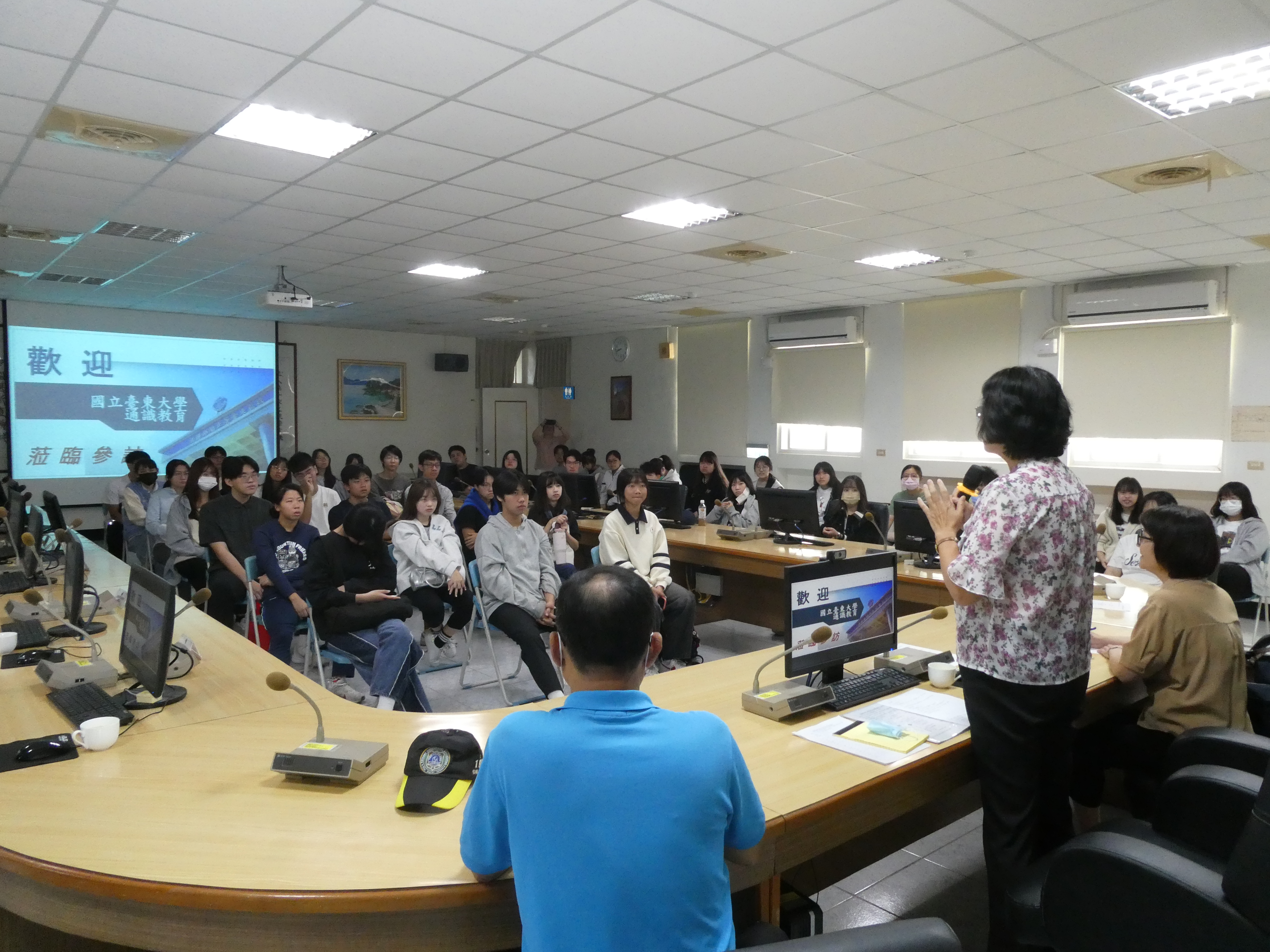 典獄長致詞並歡迎東大學生參訪