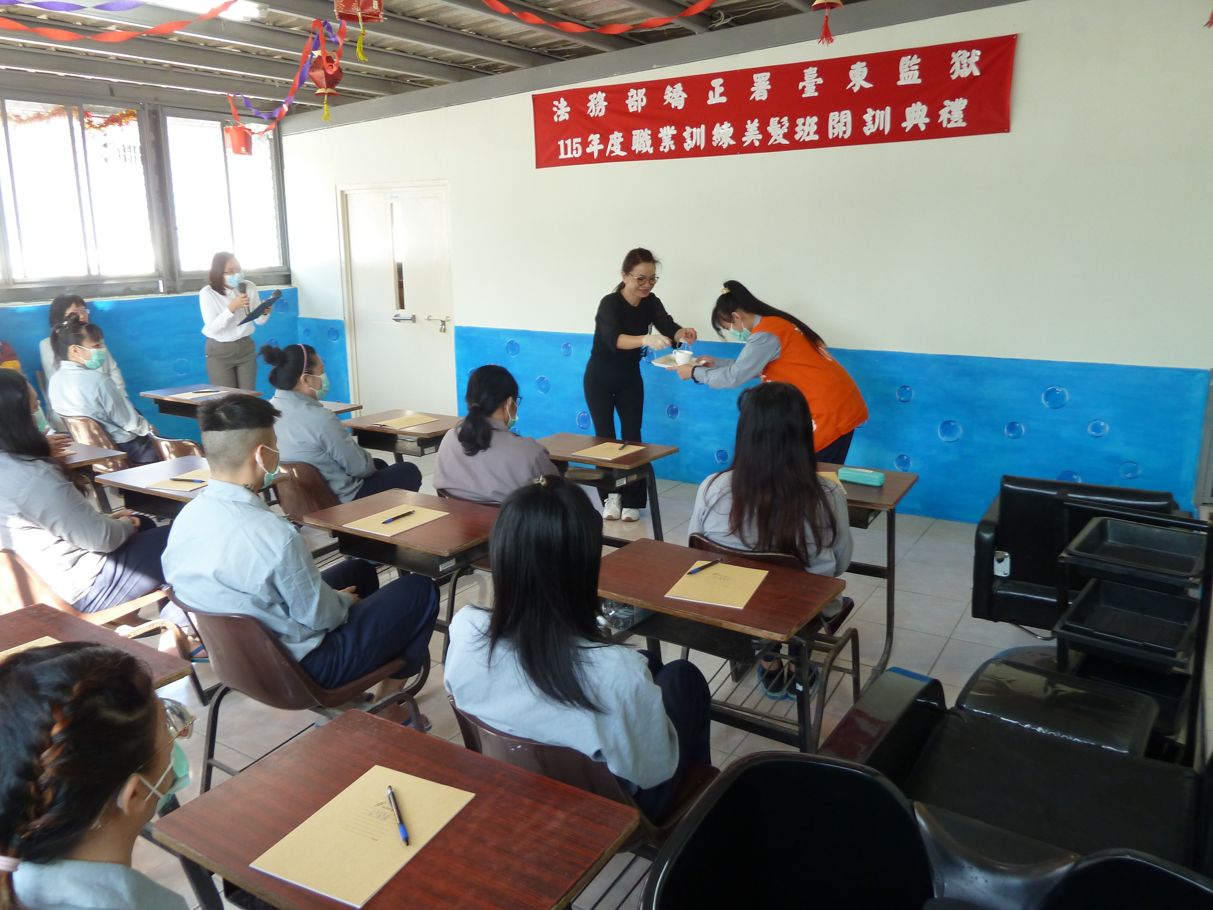 學員拜師-劉美蓮老師